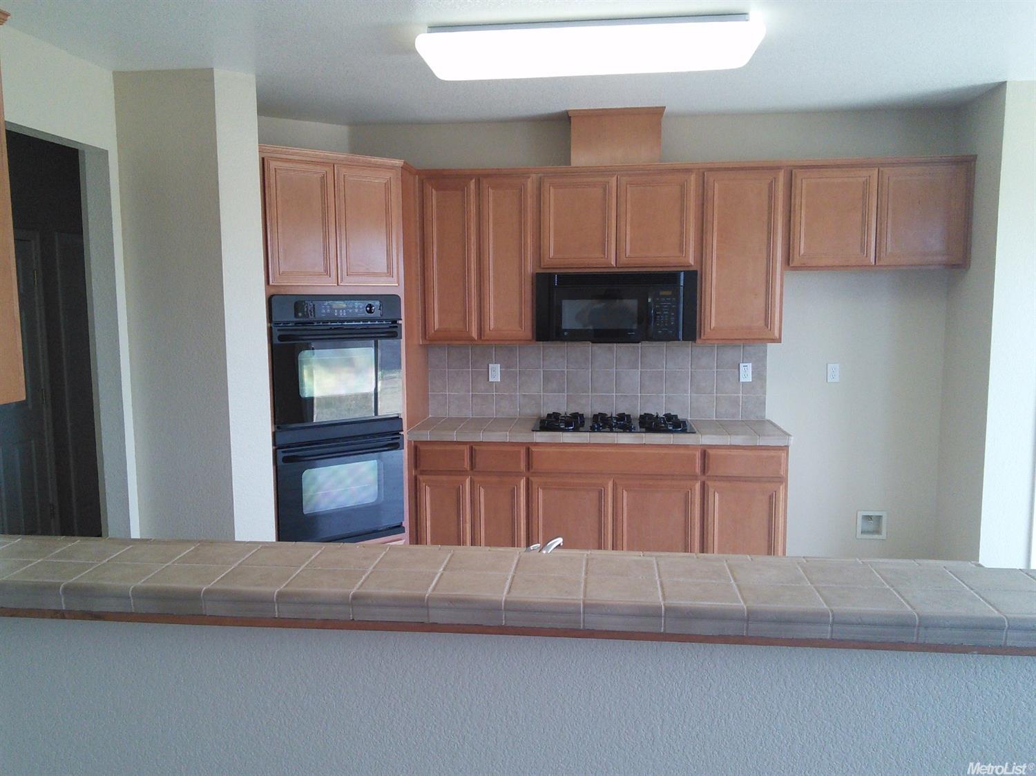 1972 Inderbitzin Way, Manteca, CA 95336 photo 7