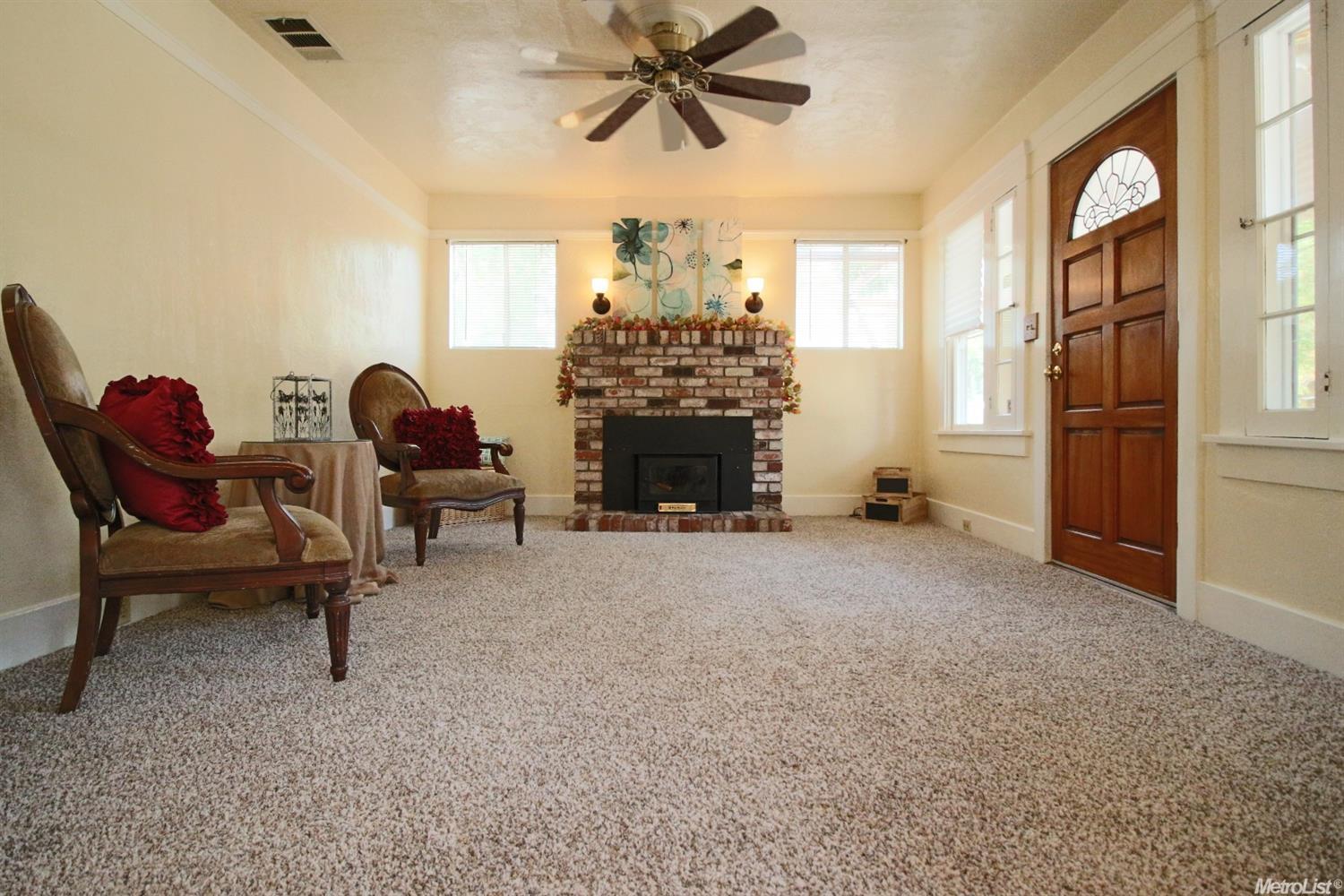 135 James St, Modesto, CA 95354 photo 3