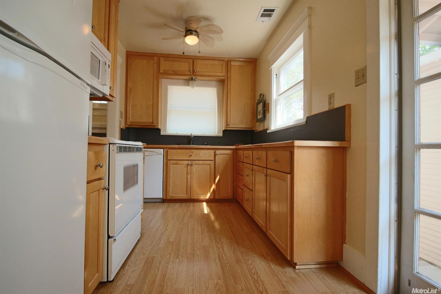 135 James St, Modesto, CA 95354 photo 7