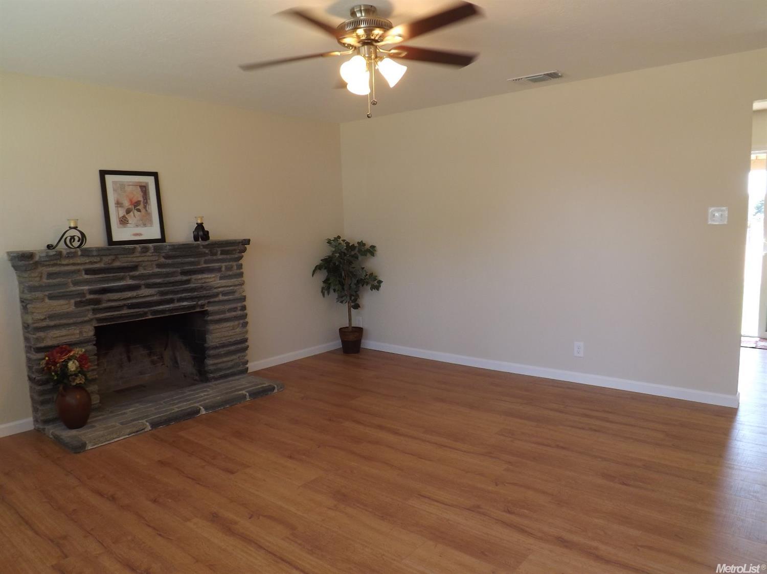 740 Craighton Ave, Elverta, CA 95626 photo 4
