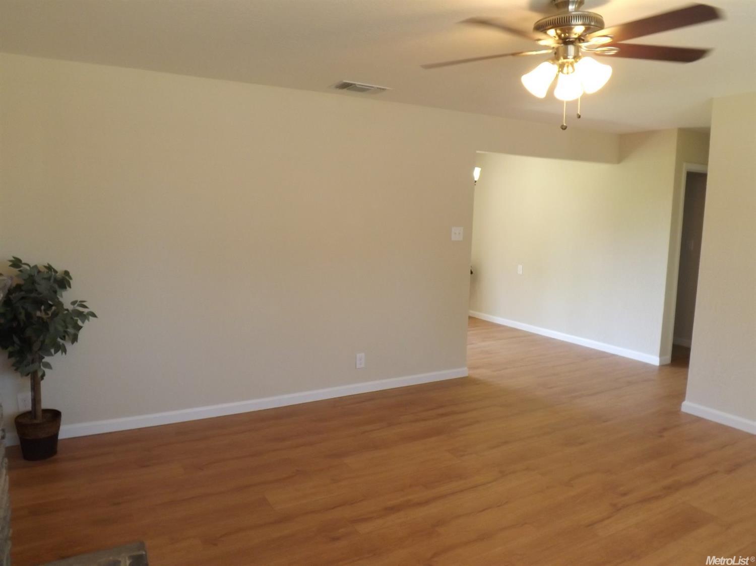 740 Craighton Ave, Elverta, CA 95626 photo 6