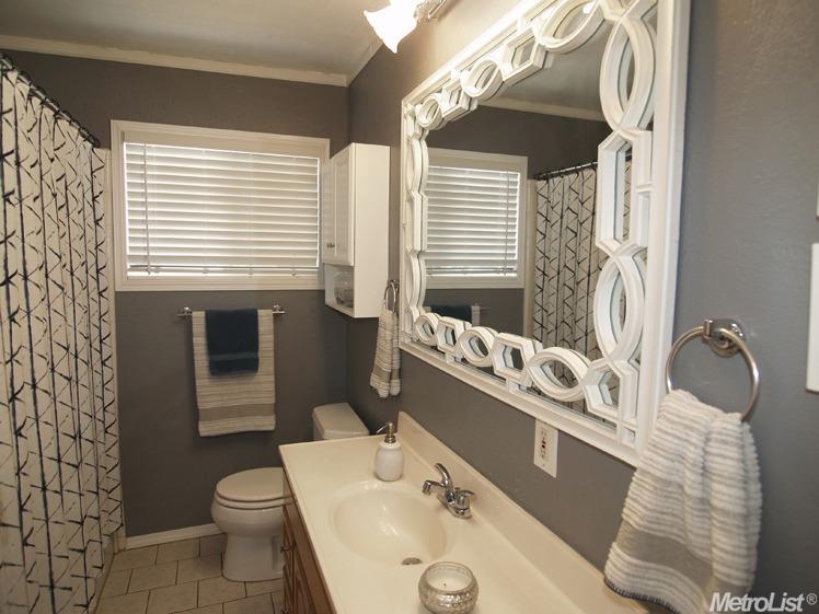 1217 Adel St, Modesto, CA 95350 photo 15