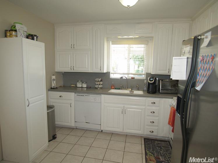 1238 Trombetta Ave, Modesto, CA 95350 photo 6