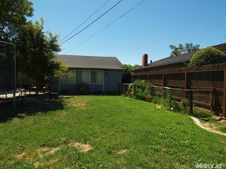 1238 Trombetta Ave, Modesto, CA 95350 photo 25