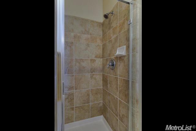 327 Ensenada Dr, Davis, CA 95618 photo 13