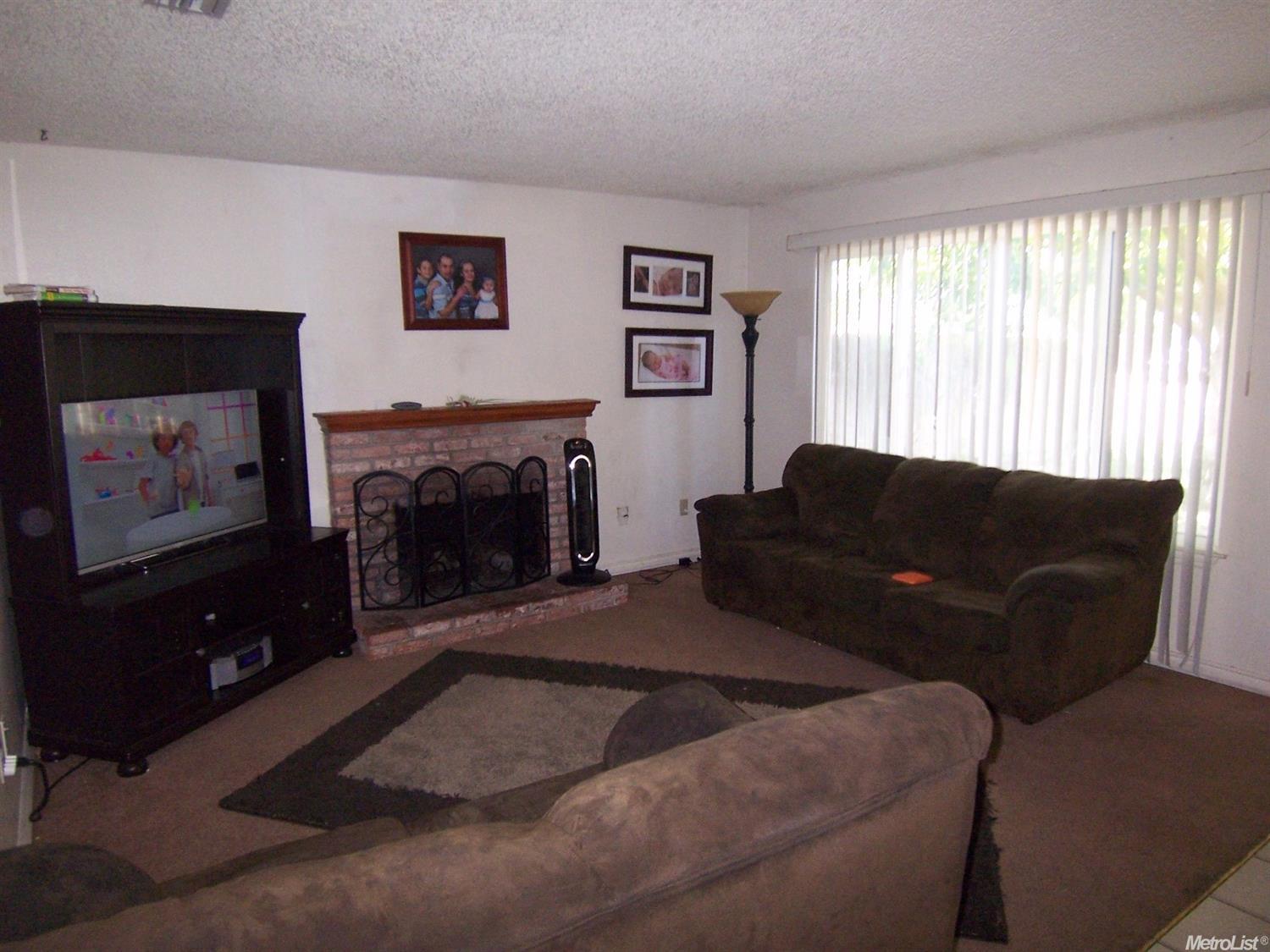 837 Rancho Way, Manteca, CA 95336 photo 3
