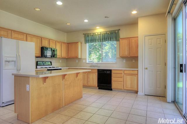 4493 Morning Brook Ln, Tracy, CA 95377 photo 3
