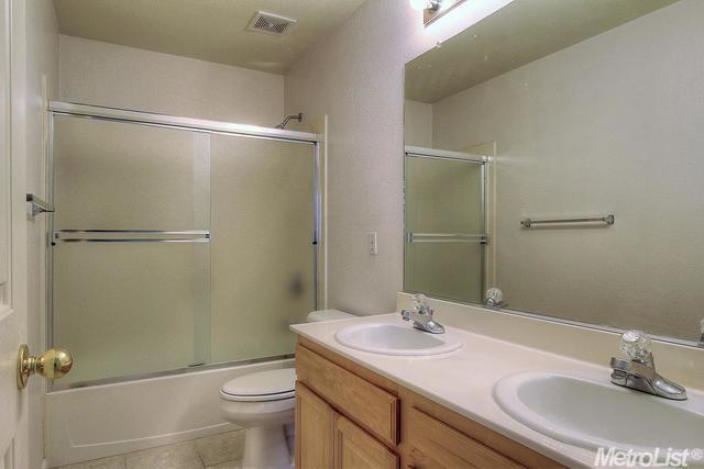 4493 Morning Brook Ln, Tracy, CA 95377 photo 12