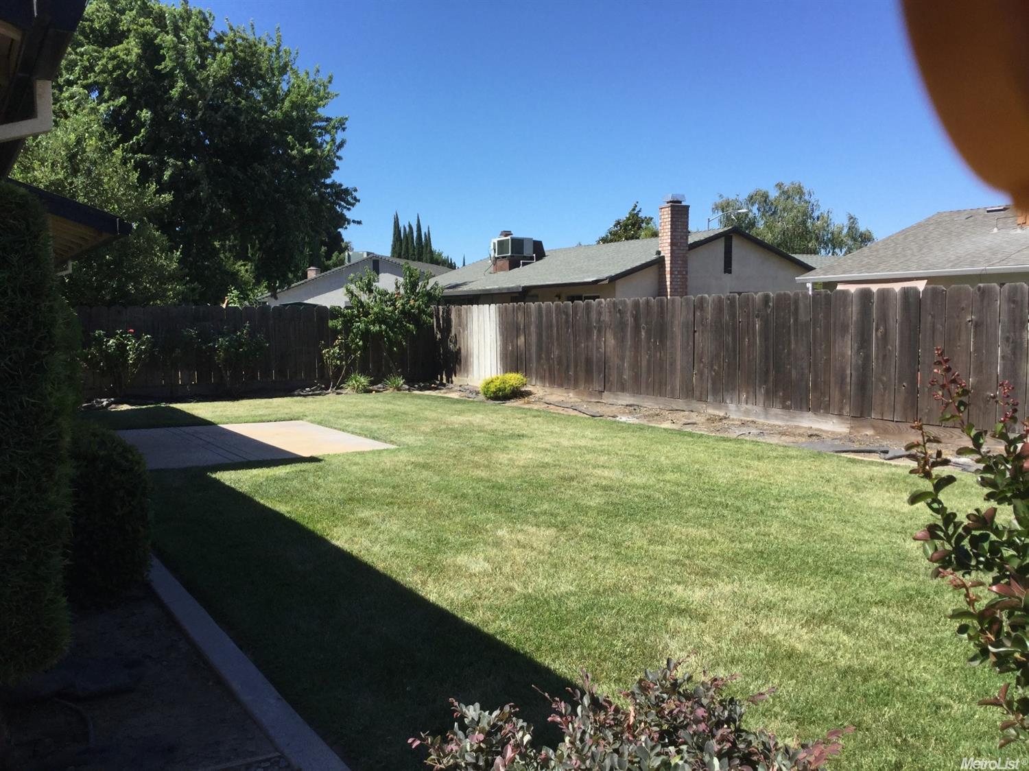 2029 Forest Ln, Manteca, CA 95336 photo 9