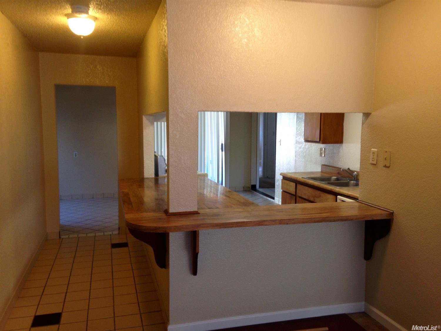 2530 Lillian Ln, Carmichael, CA 95608 photo 12