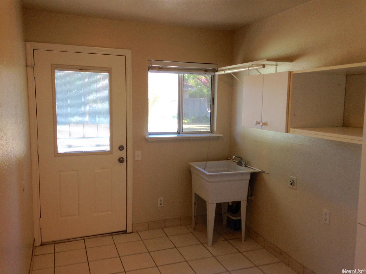 2530 Lillian Ln, Carmichael, CA 95608 photo 15