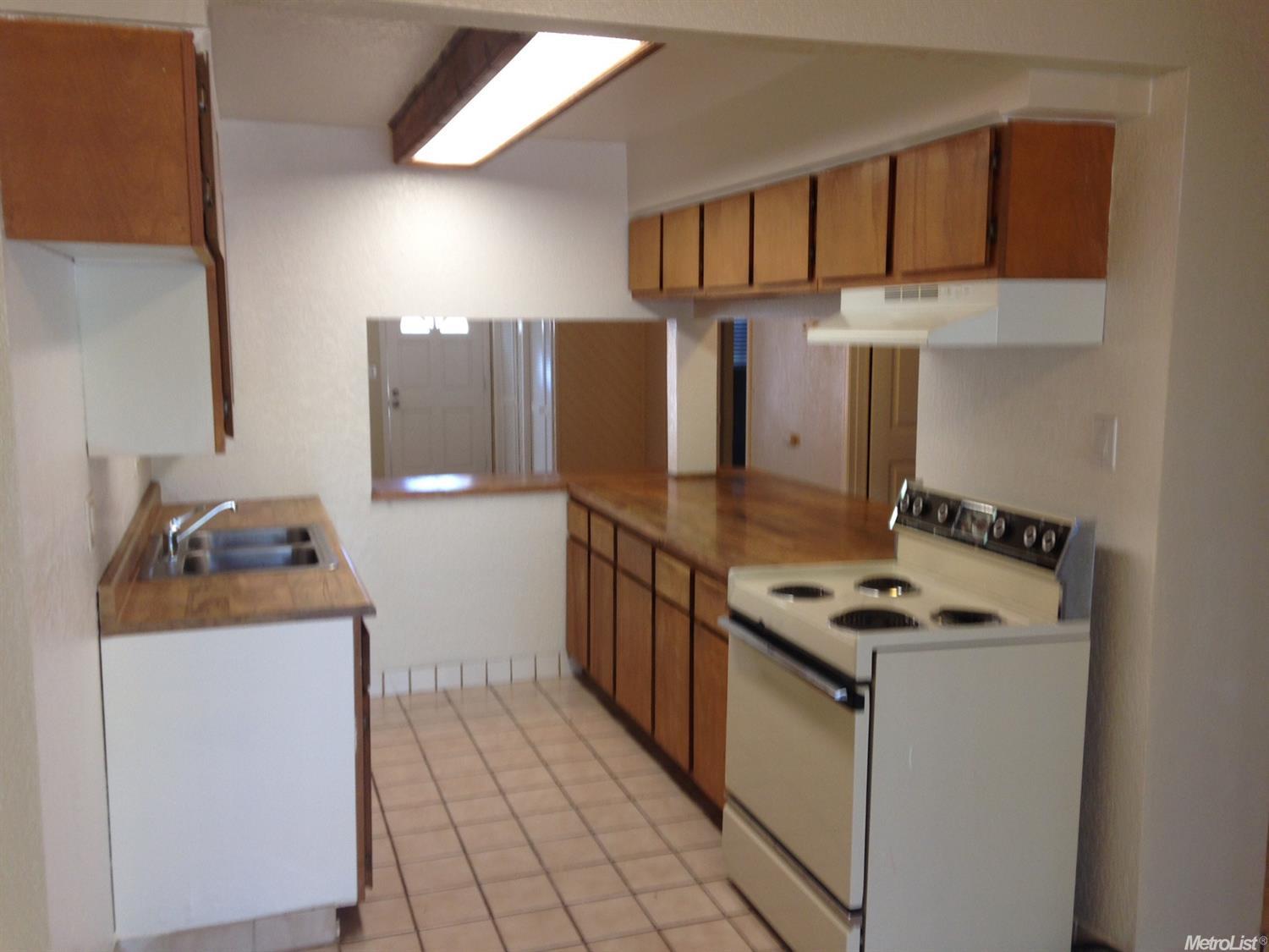 2530 Lillian Ln, Carmichael, CA 95608 photo 13