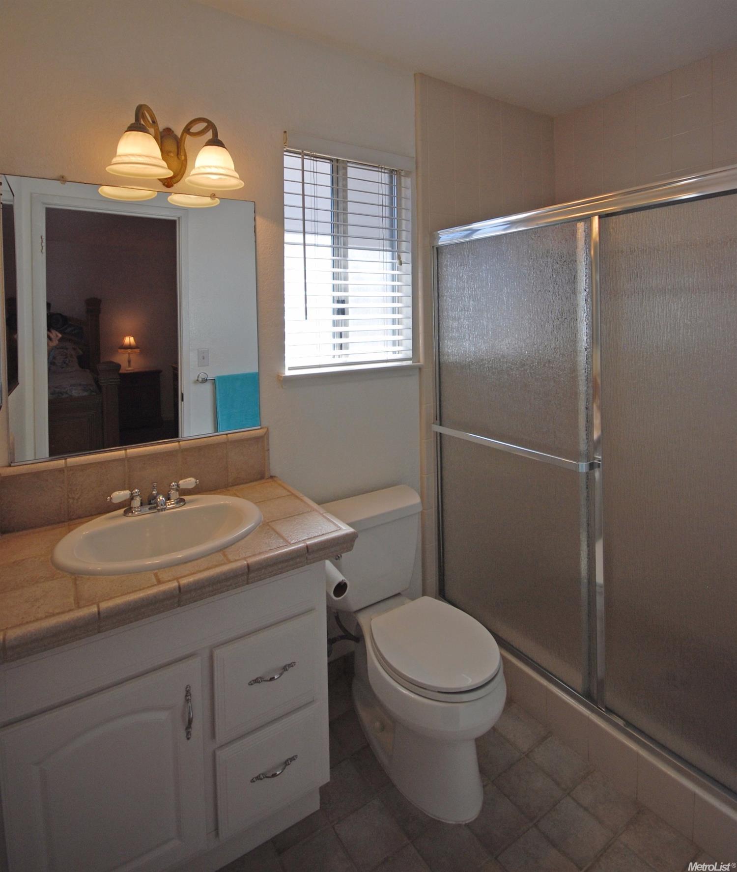 1709 Brett Ln, Modesto, CA 95358 photo 10