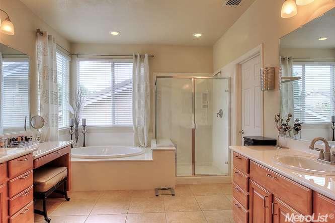 561 Carnaby Rd, Lathrop, CA 95330 photo 15