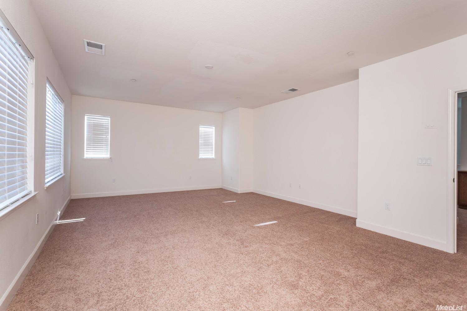 1714 W Woodward Ave, Manteca, CA 95337 photo 19