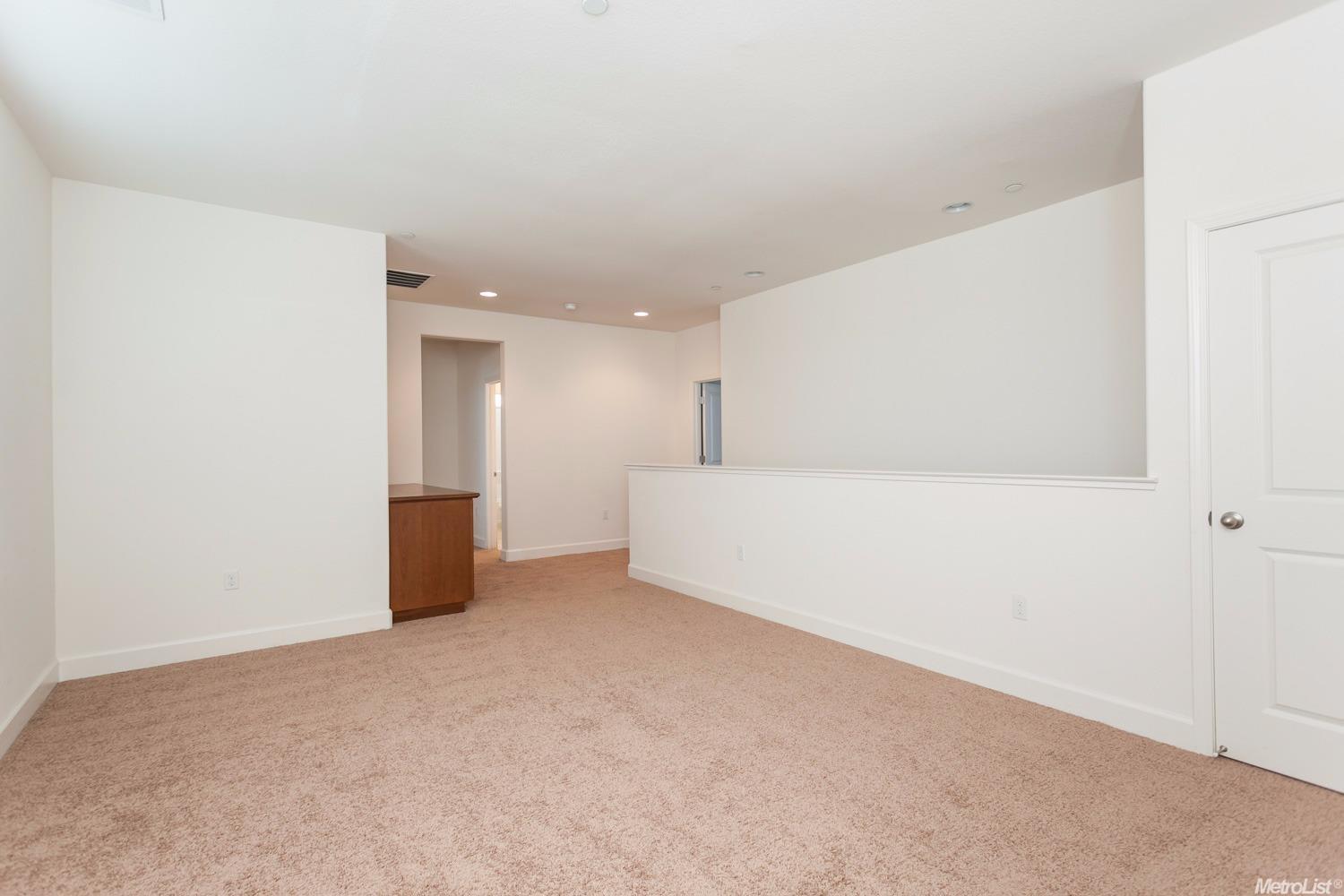 1714 W Woodward Ave, Manteca, CA 95337 photo 15