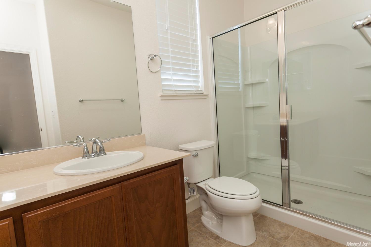 1714 W Woodward Ave, Manteca, CA 95337 photo 11