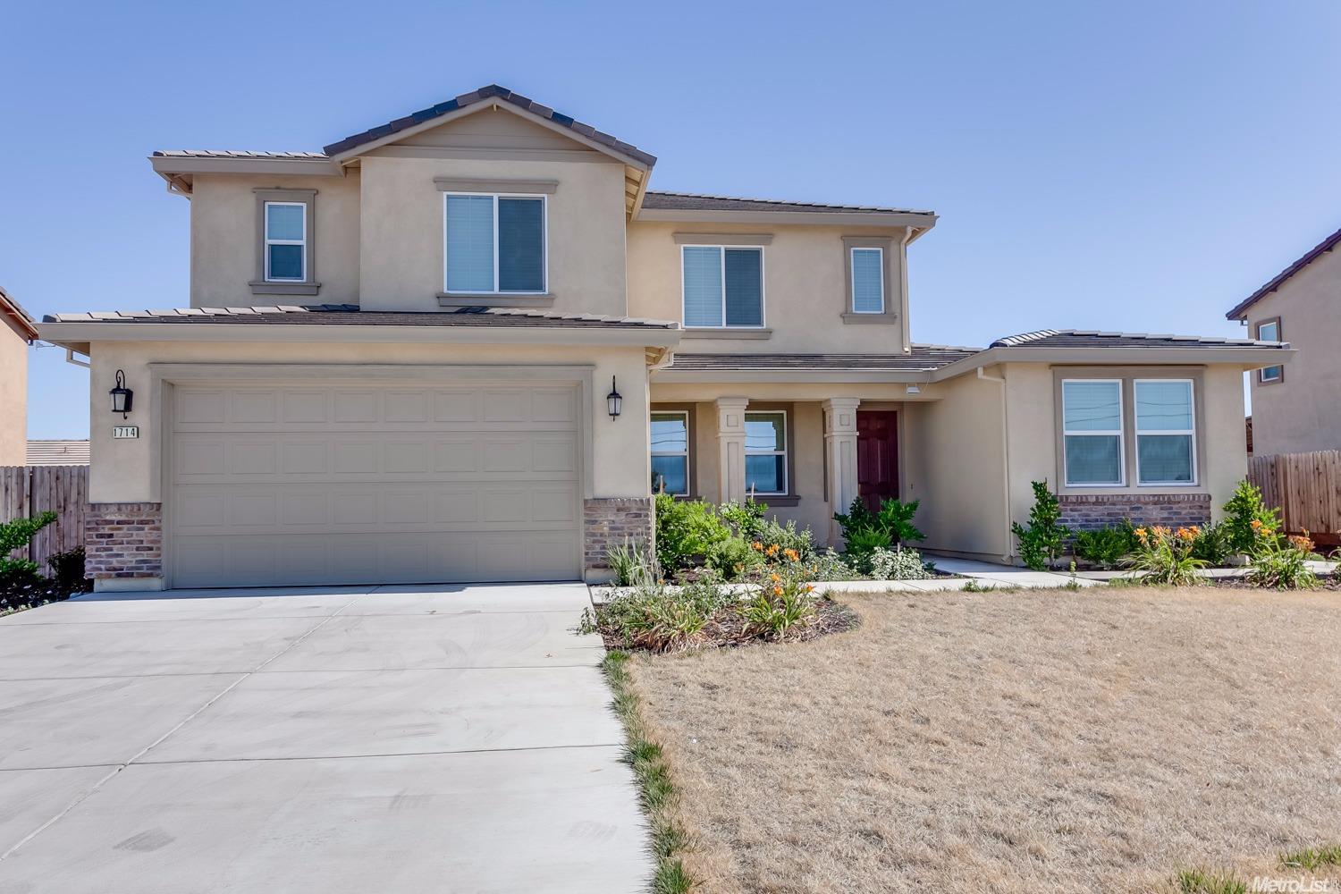 1714 W Woodward Ave, Manteca, CA 95337 photo 1