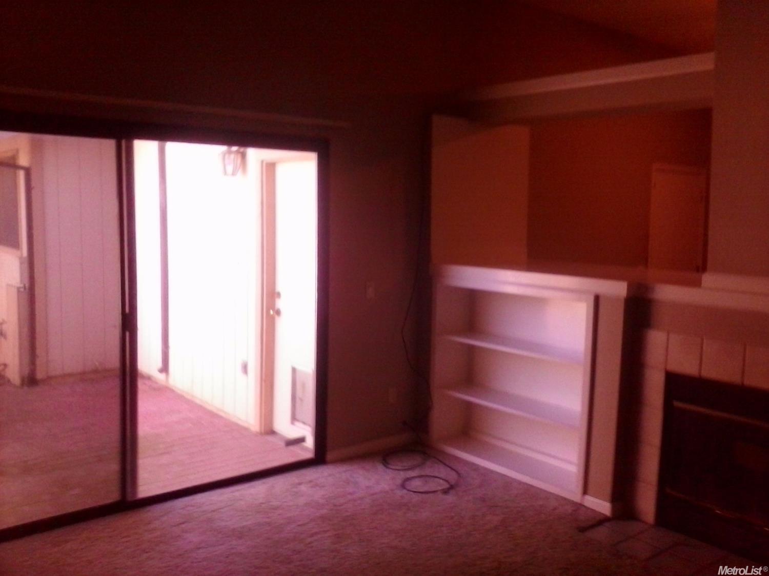 8011 Citron Ct, Antelope, CA 95843 photo 6