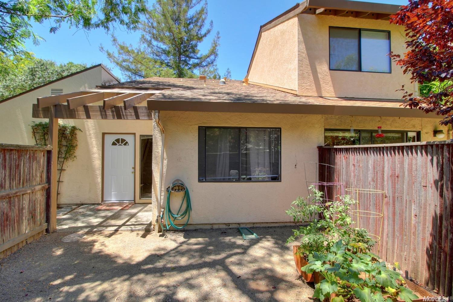2511 Seville Ct, Davis, CA 95616 photo 2