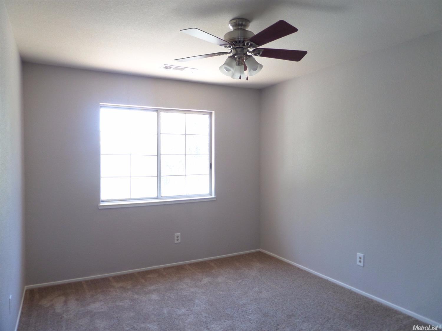3529 Ardia Ave, Modesto, CA 95357 photo 2
