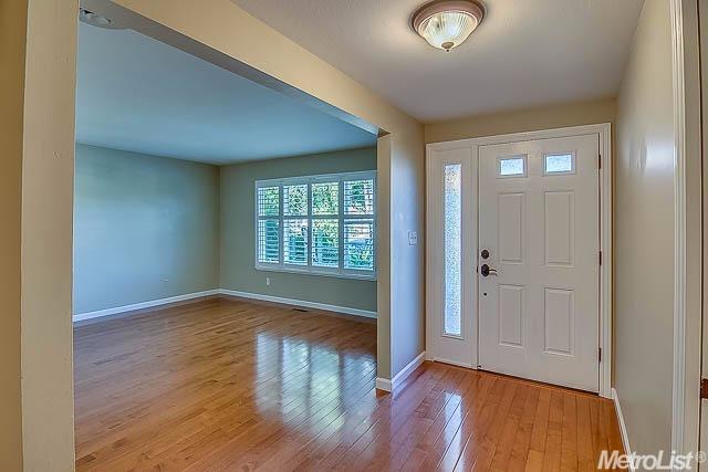 1042 Tudor St, Lodi, CA 95242 photo 3