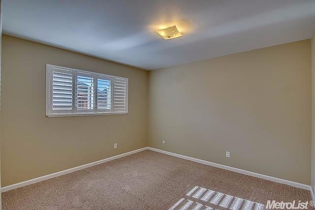 1042 Tudor St, Lodi, CA 95242 photo 13