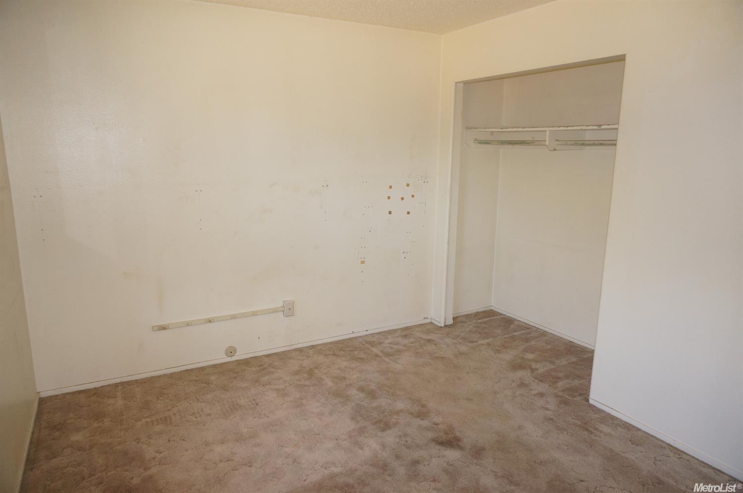 1106 Alameda Dr, Modesto, CA 95351 photo 11
