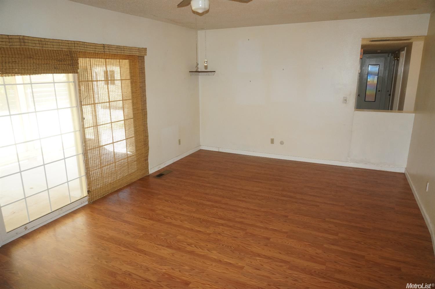 1106 Alameda Dr, Modesto, CA 95351 photo 5