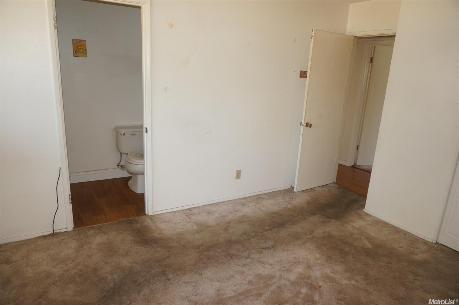 1106 Alameda Dr, Modesto, CA 95351 photo 7