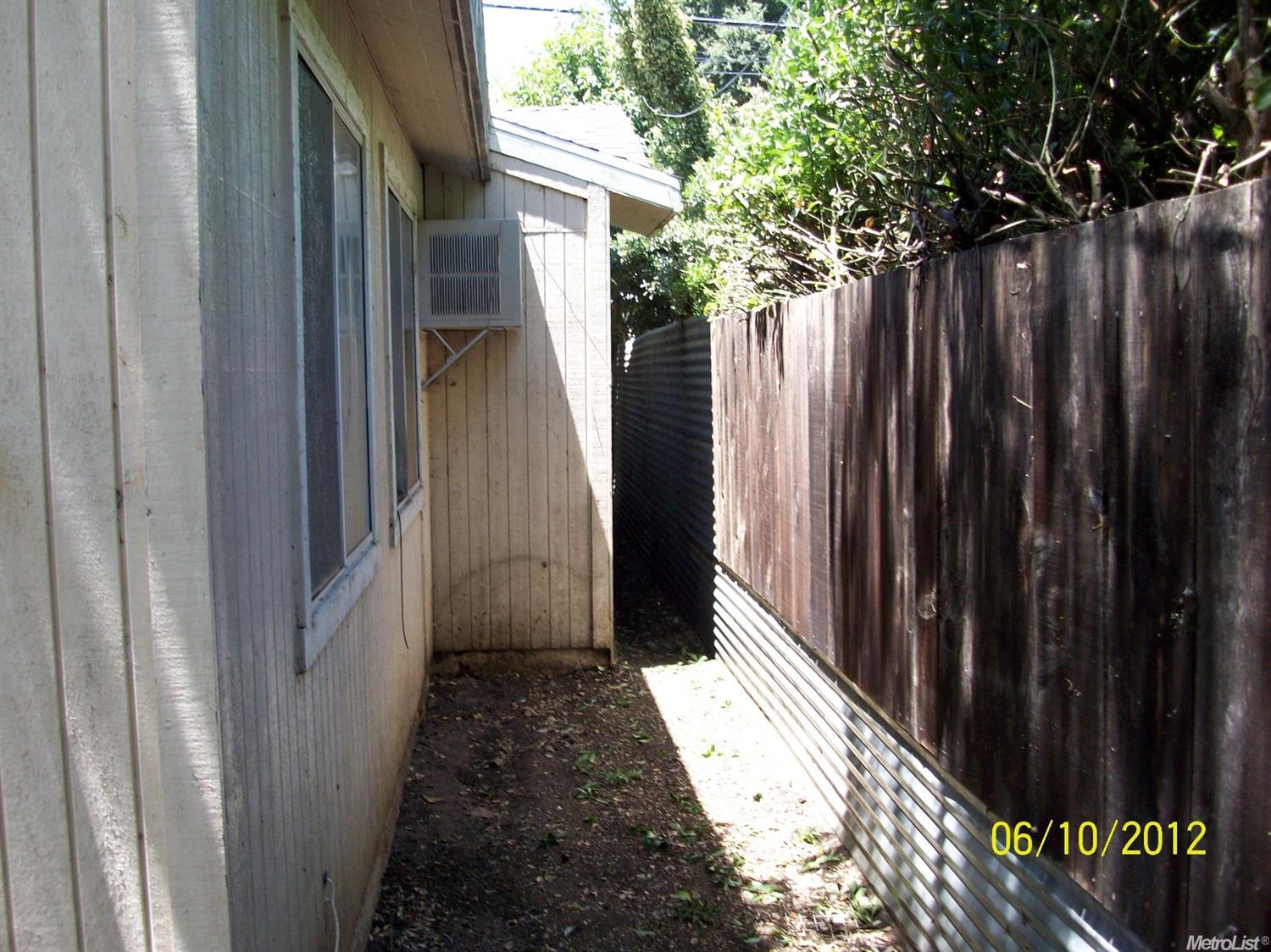 125 Virginia Ave, Modesto, CA 95354 photo 2