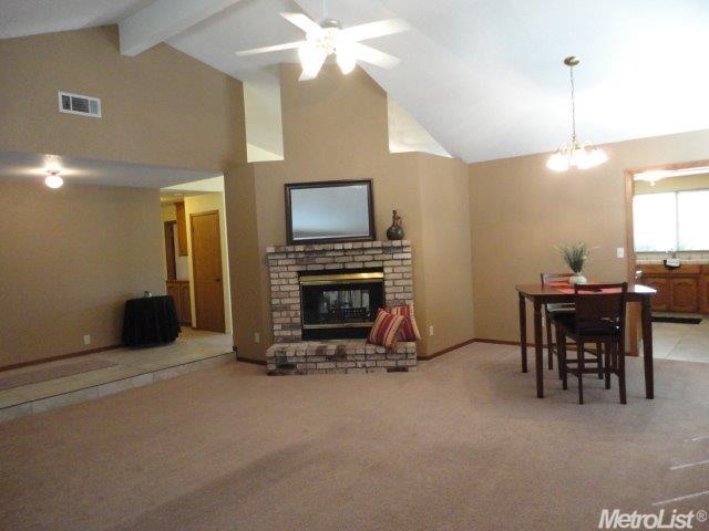1624 Edgebrook Dr, Modesto, CA 95354 photo 6