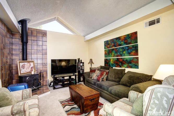 4549 Foster Way, Carmichael, CA 95608 photo 4