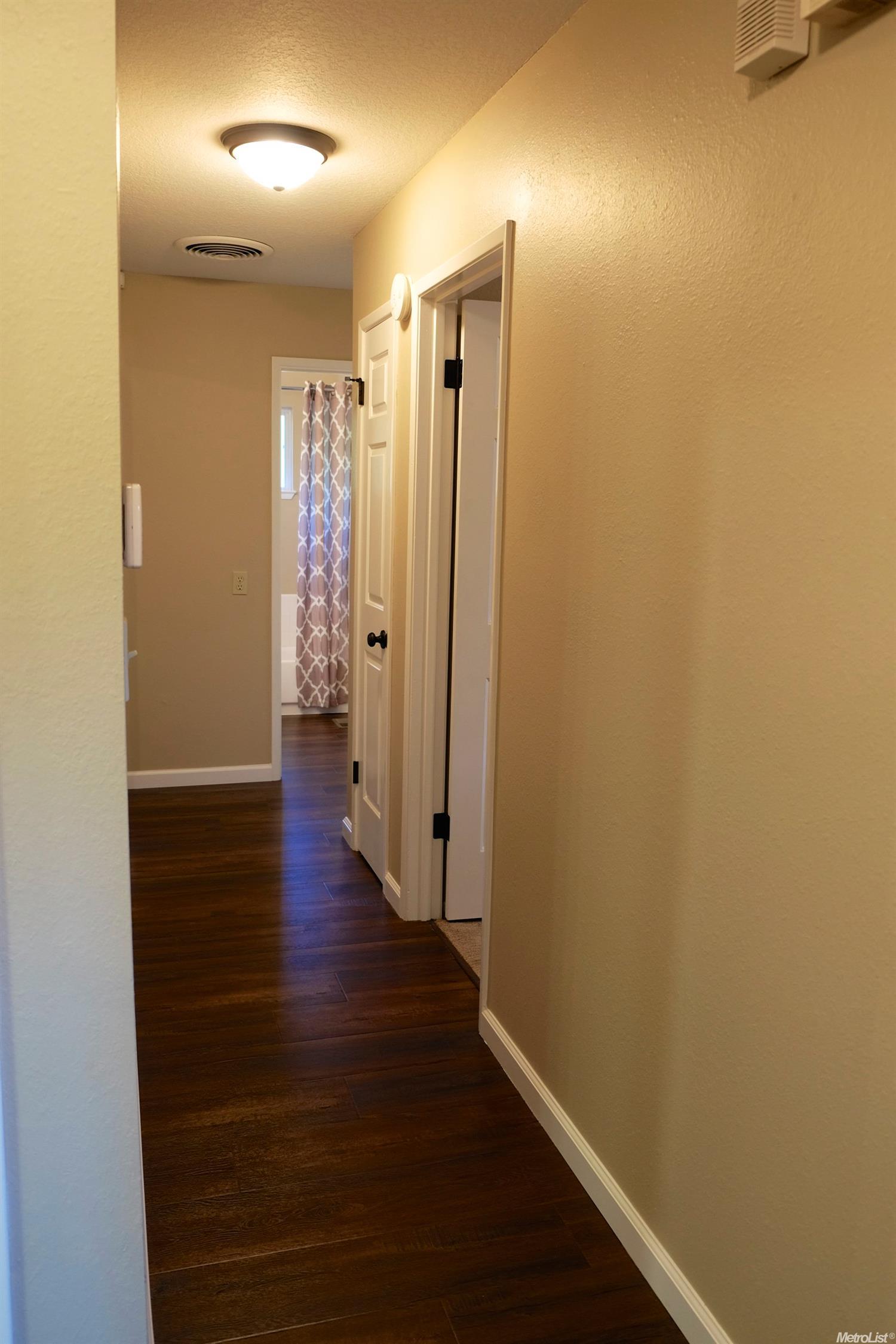 1536 Dwight, Modesto, CA 95350 photo 11