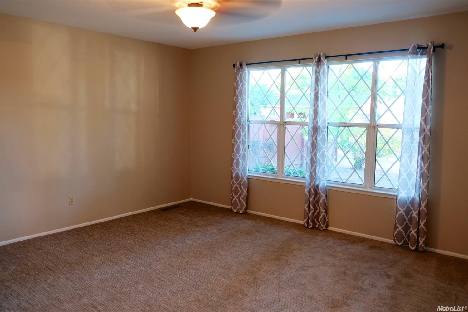 1536 Dwight, Modesto, CA 95350 photo 7