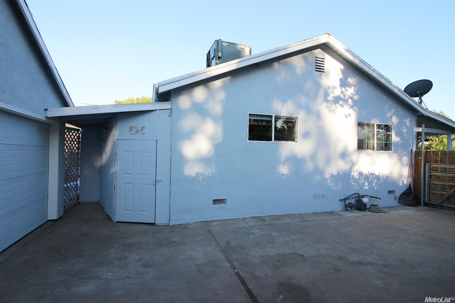 1621 Holly Dr, Lodi, CA 95242 photo 24