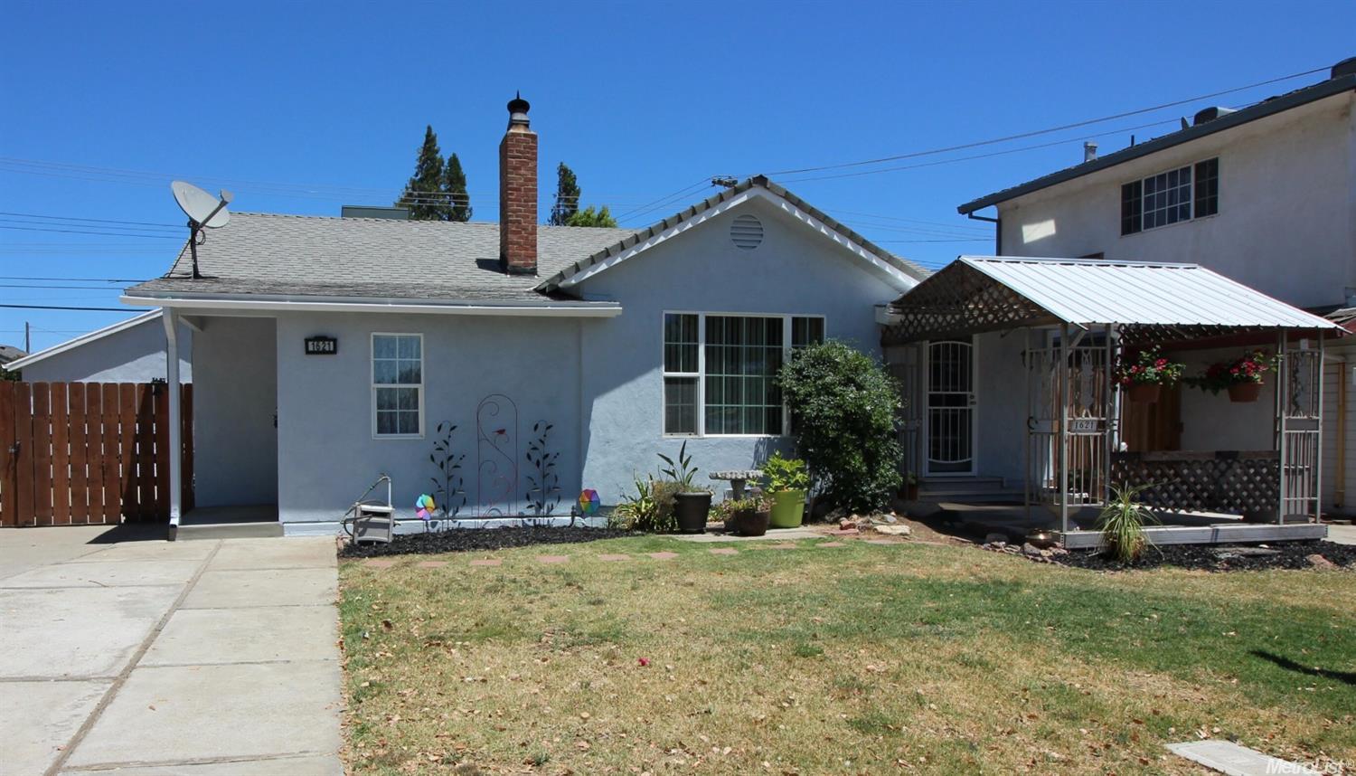 1621 Holly Dr, Lodi, CA 95242 photo 1