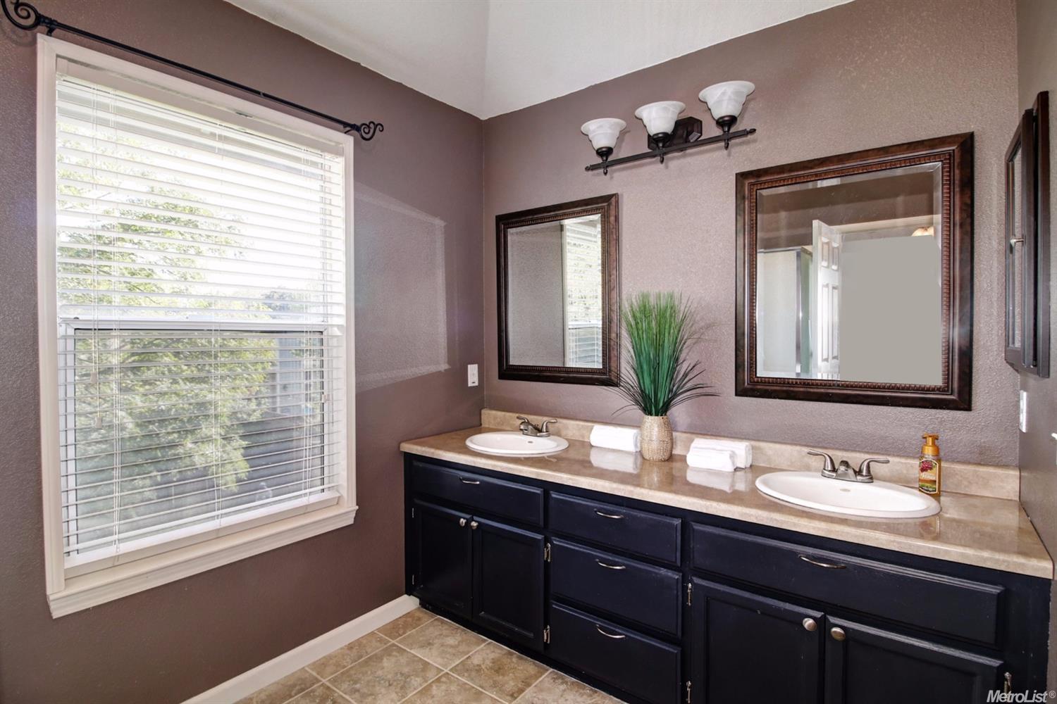 2728 Albany Ave, Davis, CA 95618 photo 17