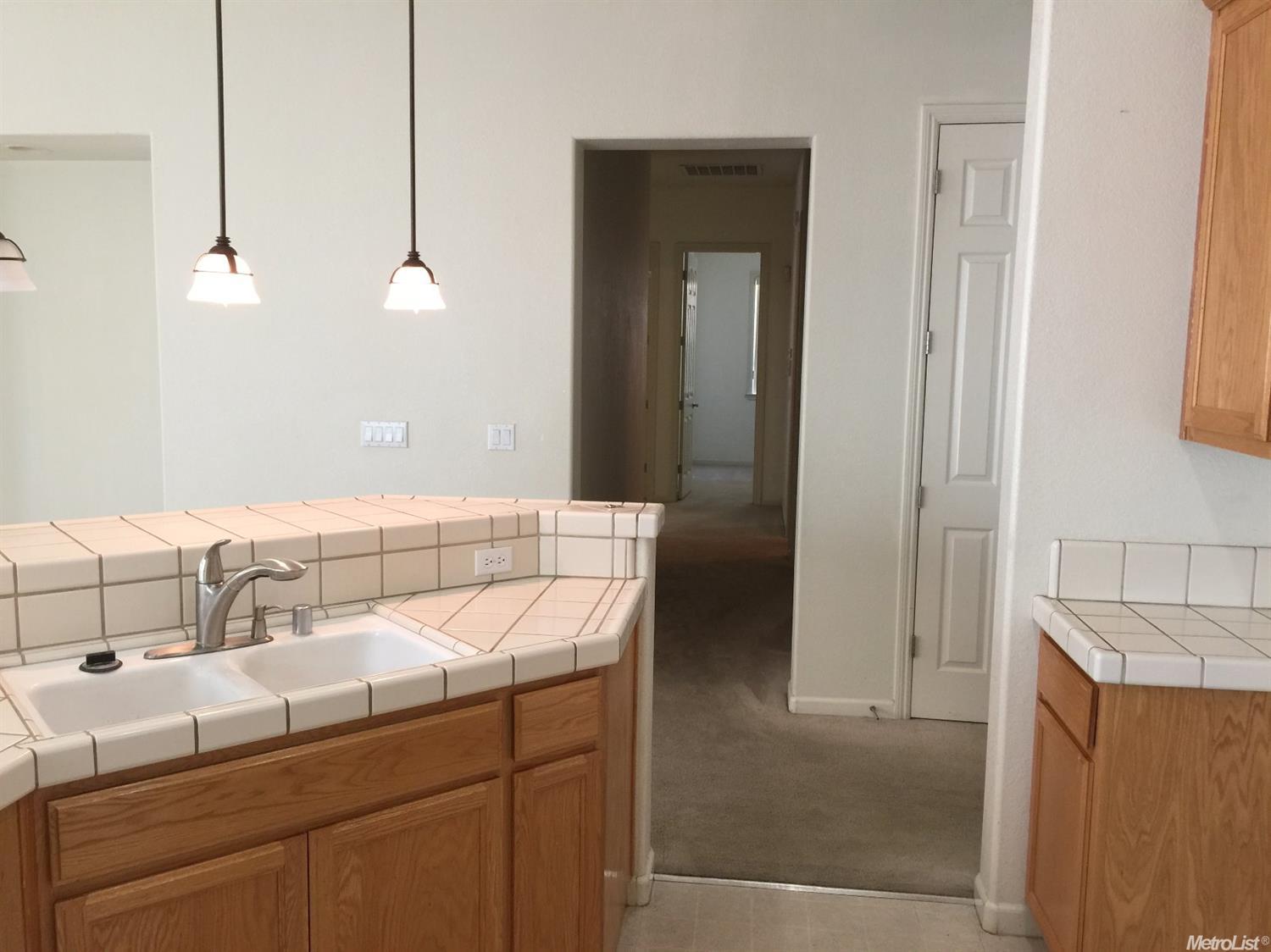 3013 Queens Gate Ct, Modesto, CA 95355 photo 7