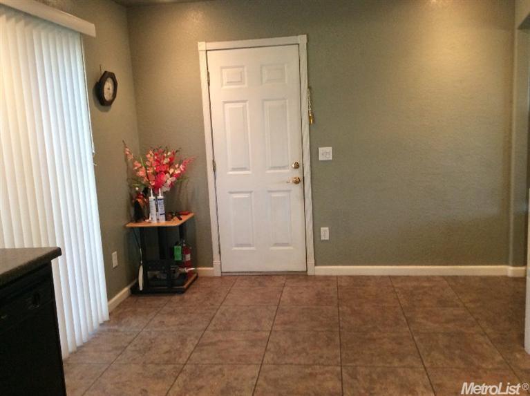 609 Summit Ct, Modesto, CA 95357 photo 14