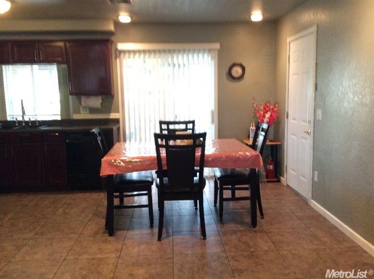 609 Summit Ct, Modesto, CA 95357 photo 11