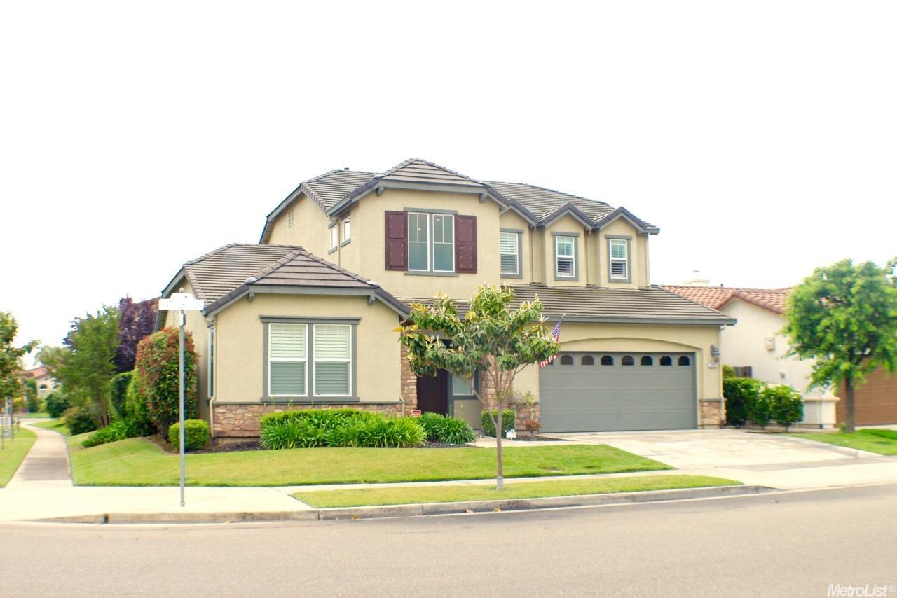2052 Katnich Ln, Lodi, CA 95242 photo 1