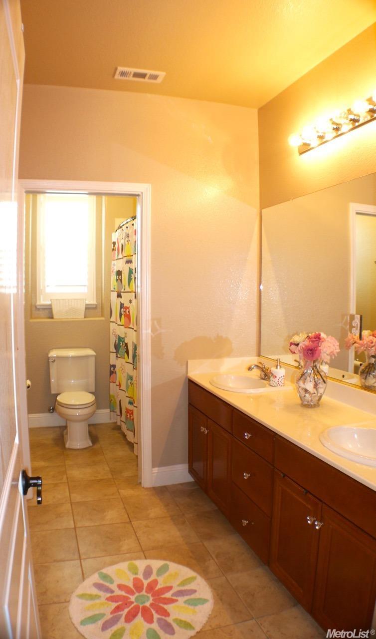 2052 Katnich Ln, Lodi, CA 95242 photo 10