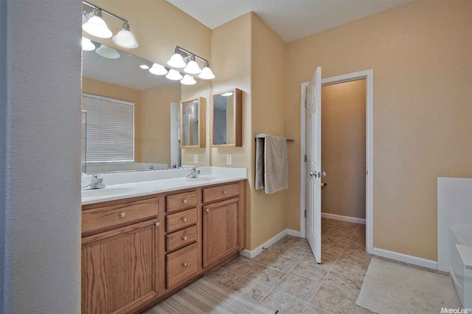 17647 Water Mill St, Lathrop, CA 95330 photo 22