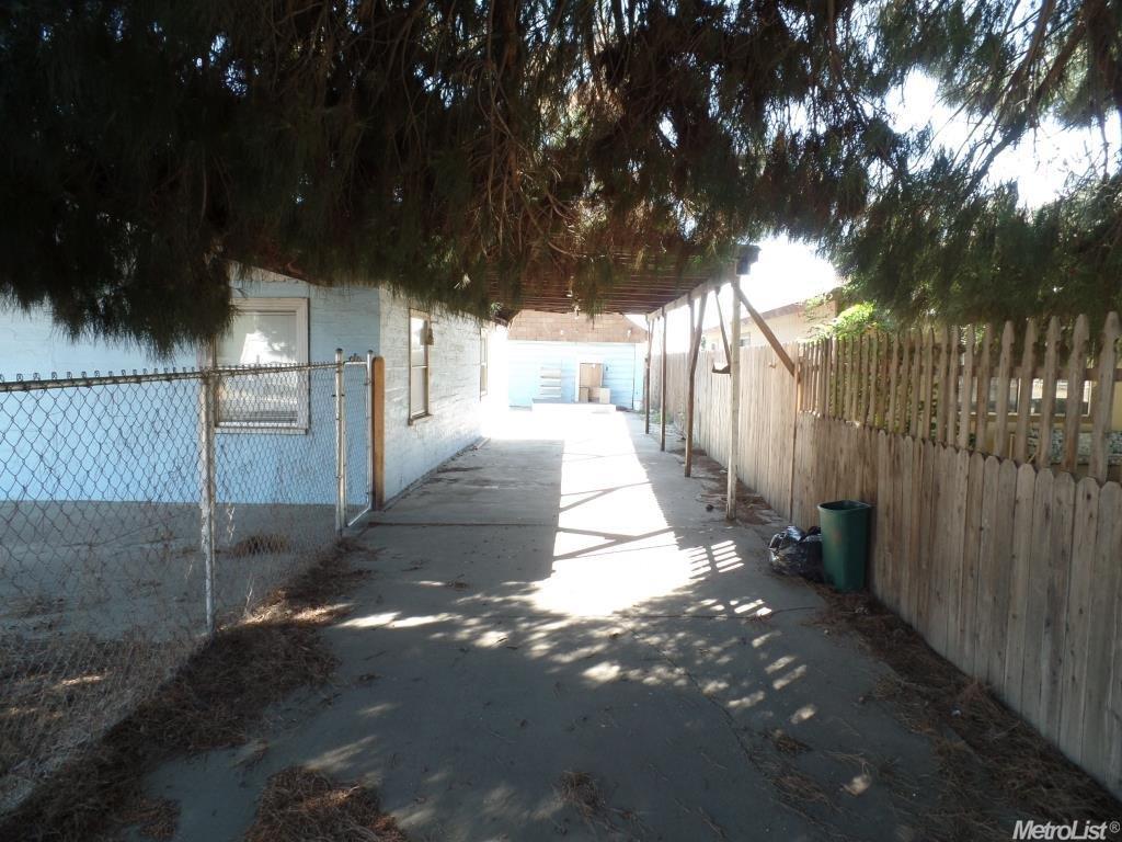 5467 8th St, Keyes, CA 95328 photo 3