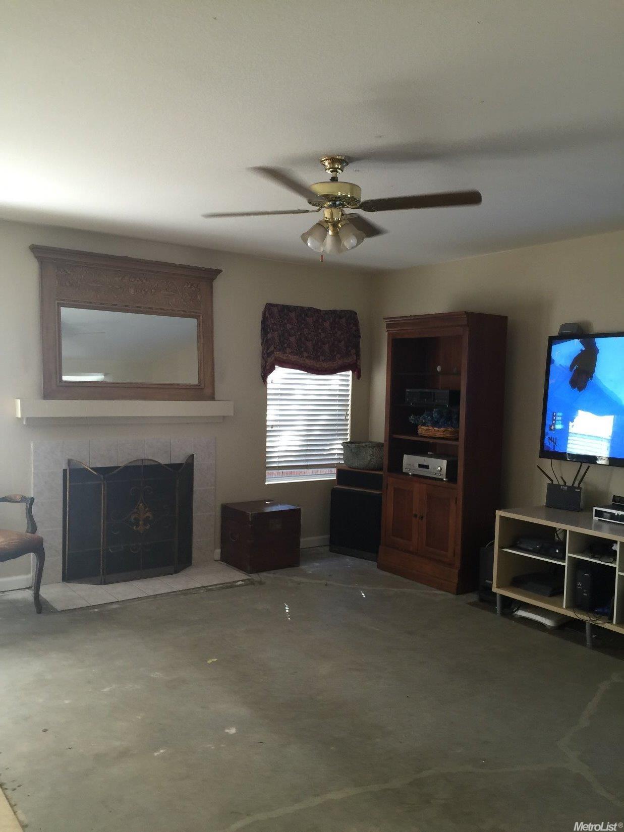 402 Thrush Dr, Patterson, CA 95363 photo 4