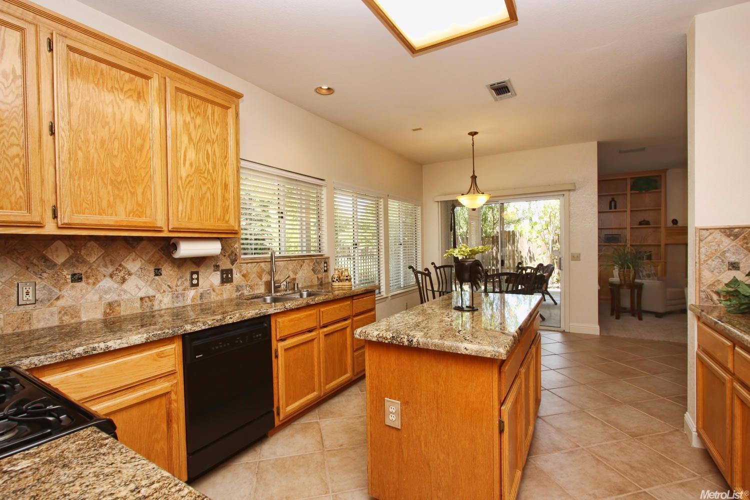 2332 Eagle Ct, Rocklin, CA 95677 photo 8