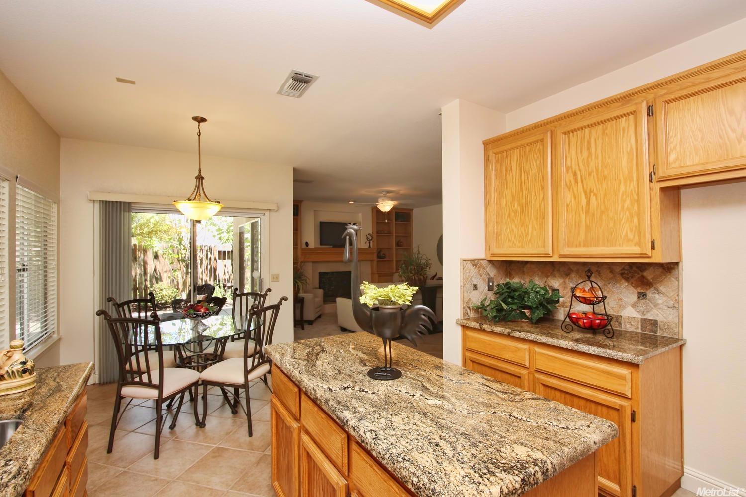 2332 Eagle Ct, Rocklin, CA 95677 photo 9