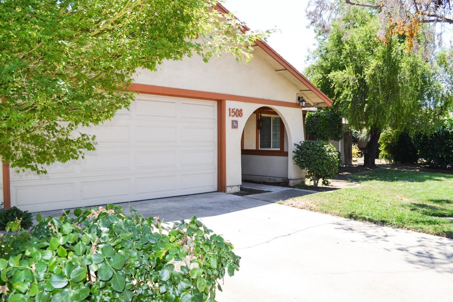 1508 Jackellen Ln, Modesto, CA 95356 photo 1