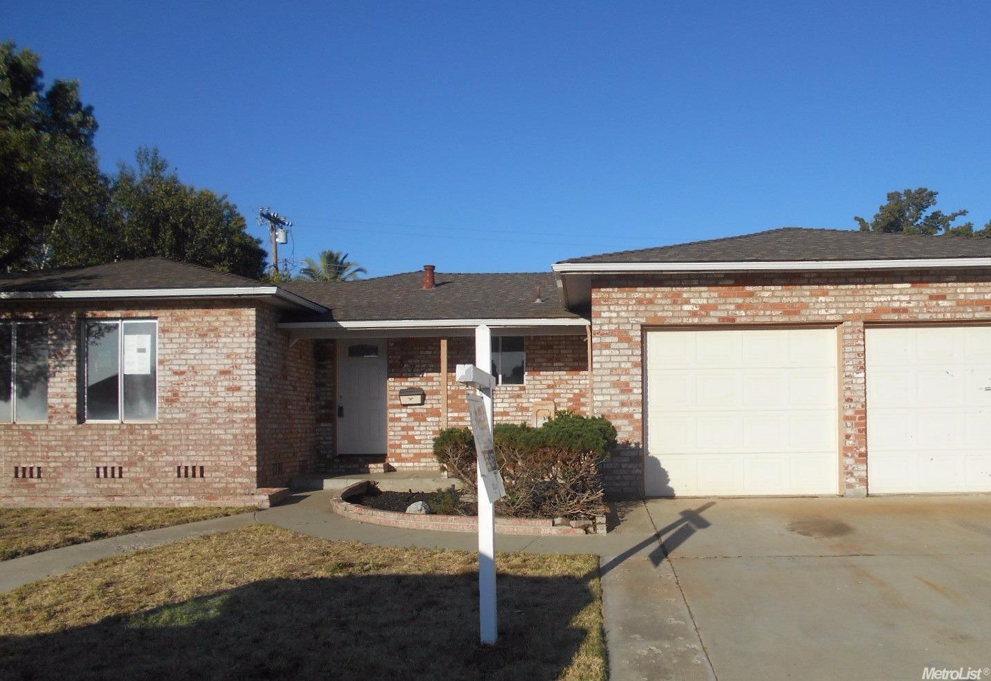 374 Concord Ct, Manteca, CA 95336 photo 1